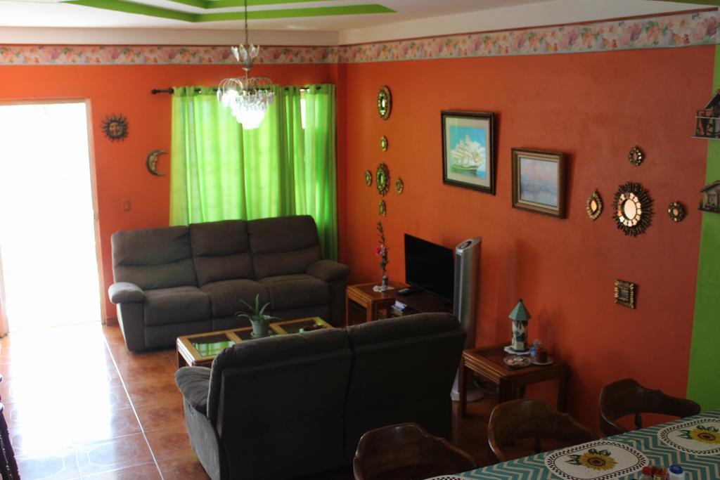 Posada Mama Bella Playa Blanca  Ngoại thất bức ảnh