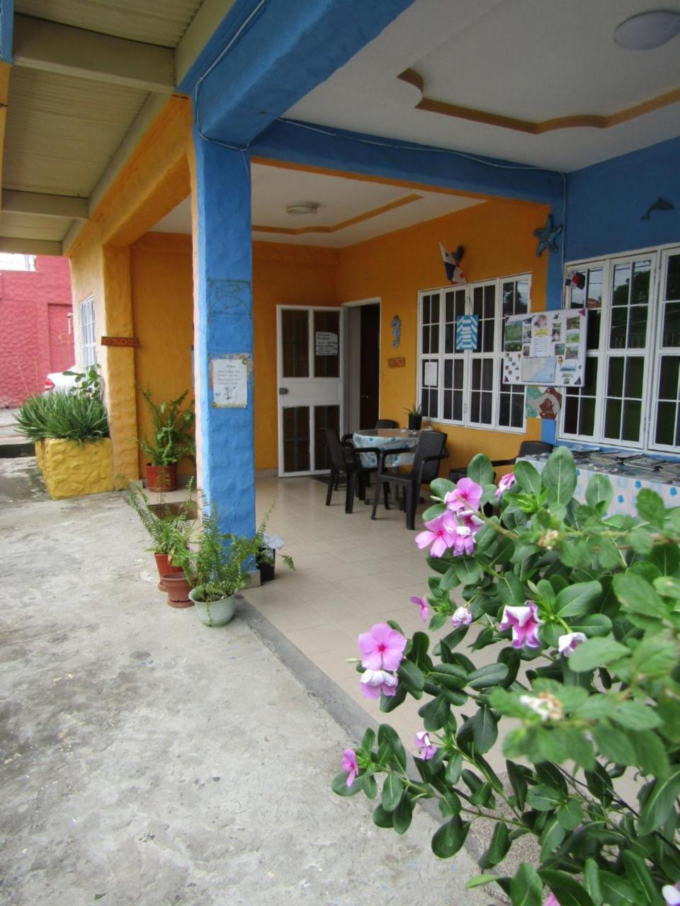 Posada Mama Bella Playa Blanca  Ngoại thất bức ảnh