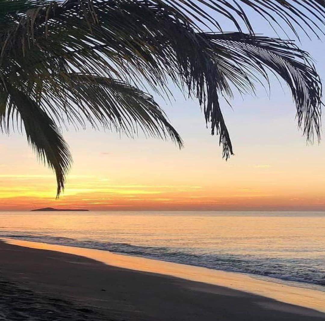 Posada Mama Bella Playa Blanca  Ngoại thất bức ảnh