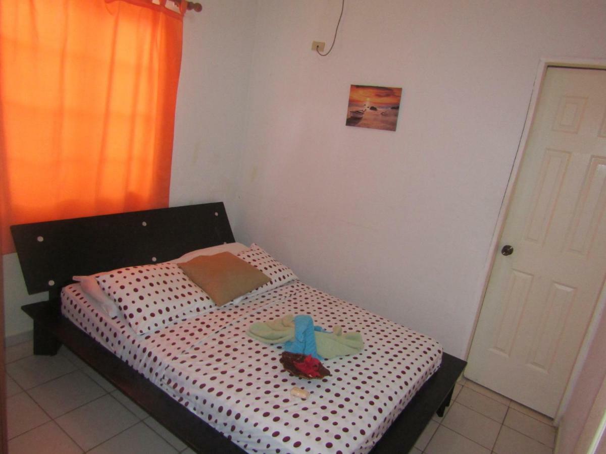 Posada Mama Bella Playa Blanca  Ngoại thất bức ảnh